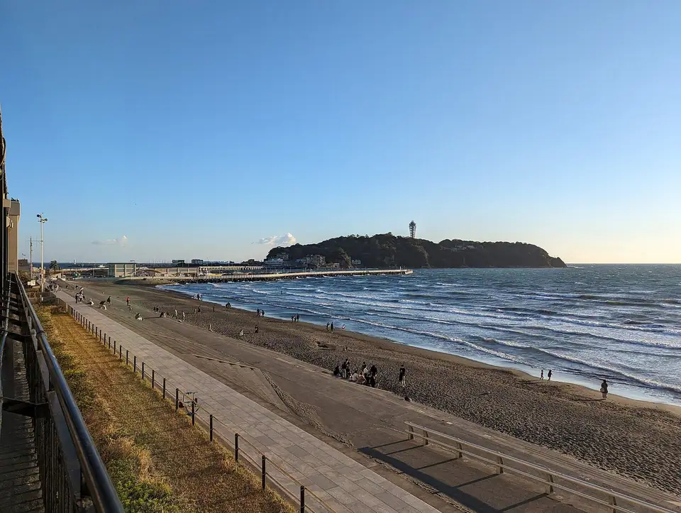 Sunny December 2023, Katase Nishihama beach, seen from Enoshima Aquarium, Fujisawa, Kanagawa