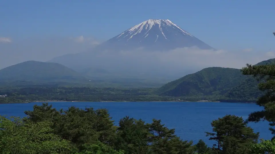 本栖湖（もとすこ） Lake Motosu 04, Minobu, Yamanashi